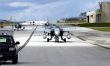 F18s on runway Предпросмотр Обоев