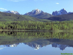 Заставка Горные Вершины - Скачать бесплатную природную заставку