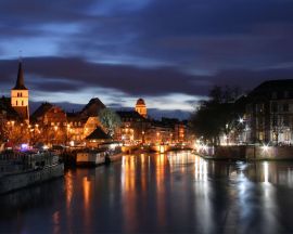 Strasbourg at night Обои