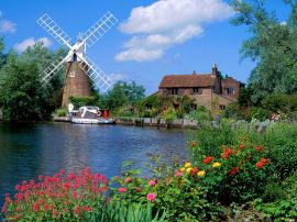 Hunsett Mill Wallpaper