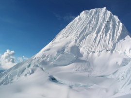 Alpamayo Peak Обои