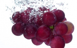 Grape Underwater Обои