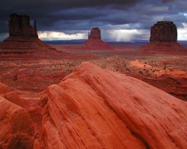 Canyon and storms Wallpaper