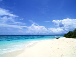 Sky and beach Wallpaper