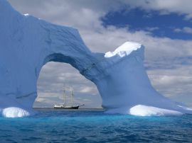 Antarctic sailing Обои