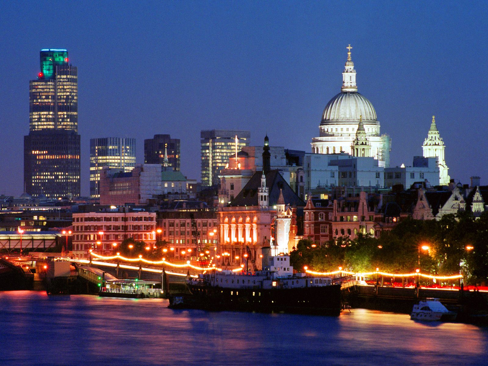 Великобритания столица государства. Столица Великобритании. Лондон + Великобритания. Шахри Лондоне. Лондон столица Великобритании фото.